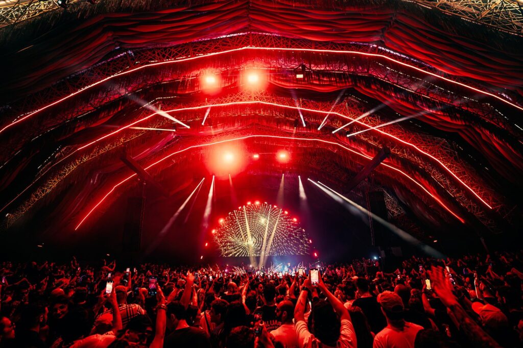 Logo do House Mag Festival 2026 no Surreal Park em Camboriú